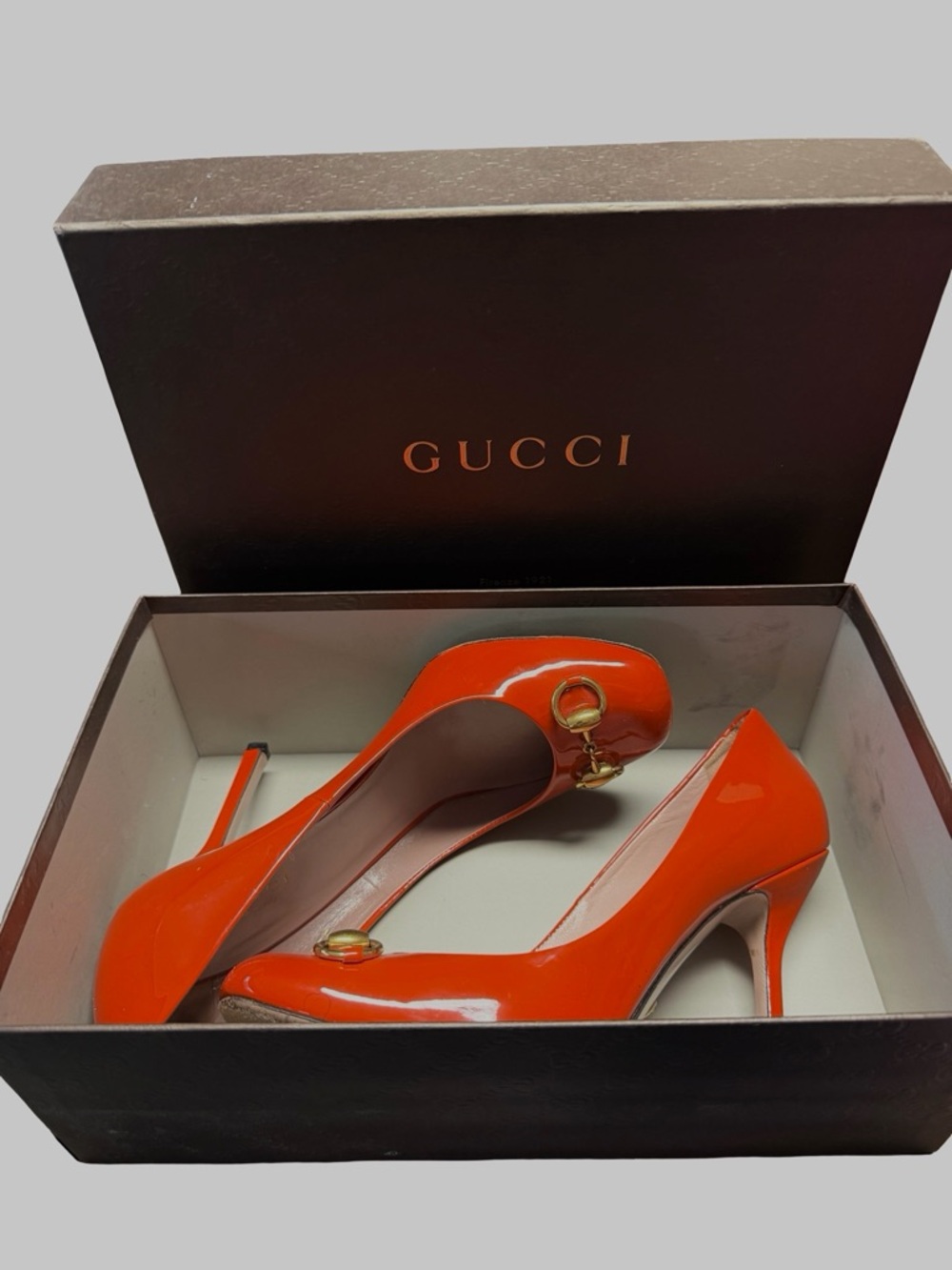 GUCCI Orange Must Have Pumps Gold Horsebit